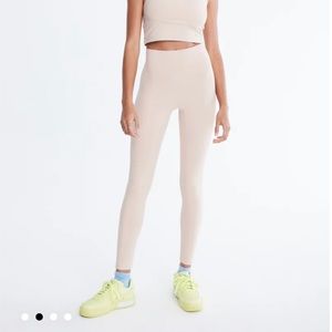 All Access High Waisted Center Stage Legging size M color barely there blush